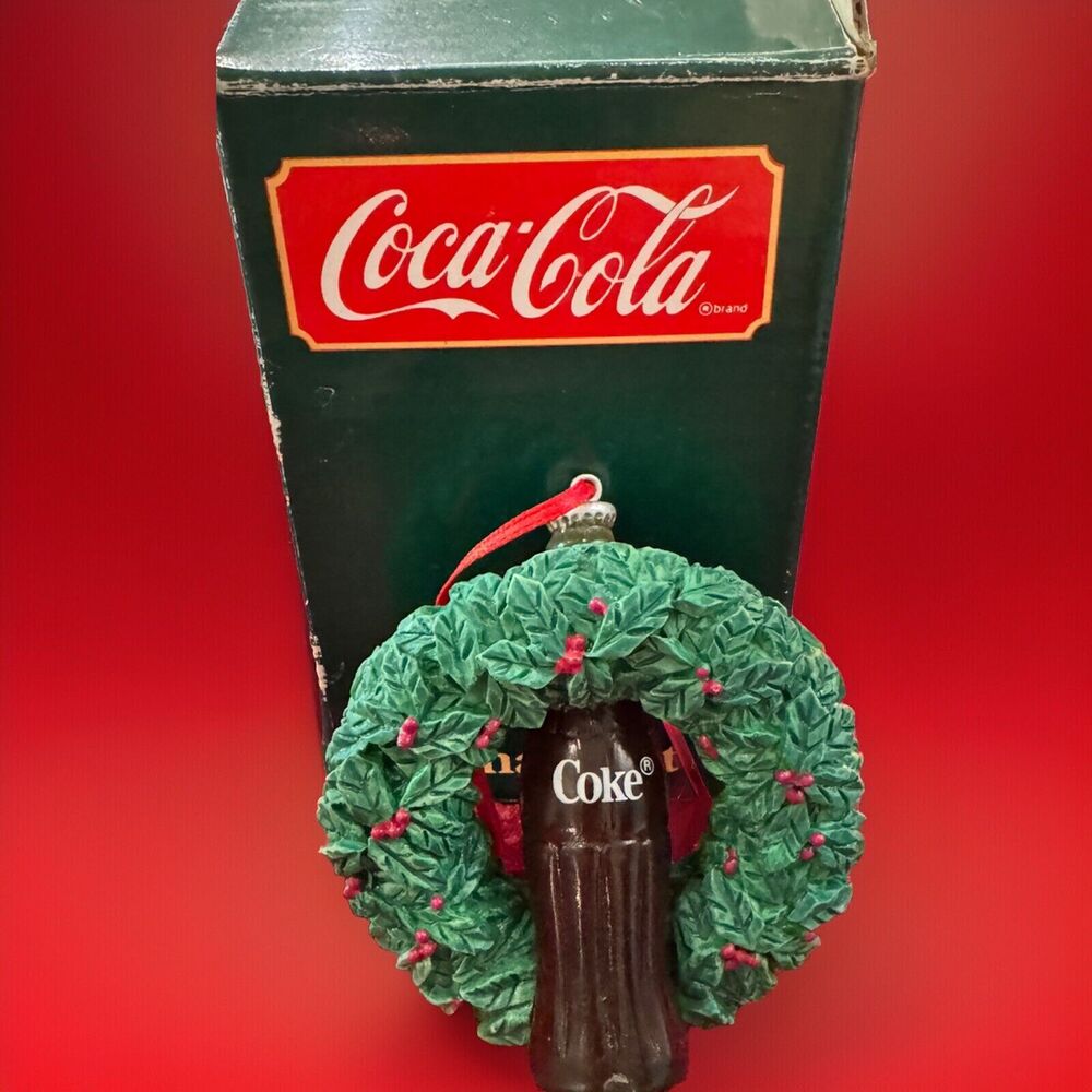 Willitts Coca-Cola wreath ornament 1991 #36063